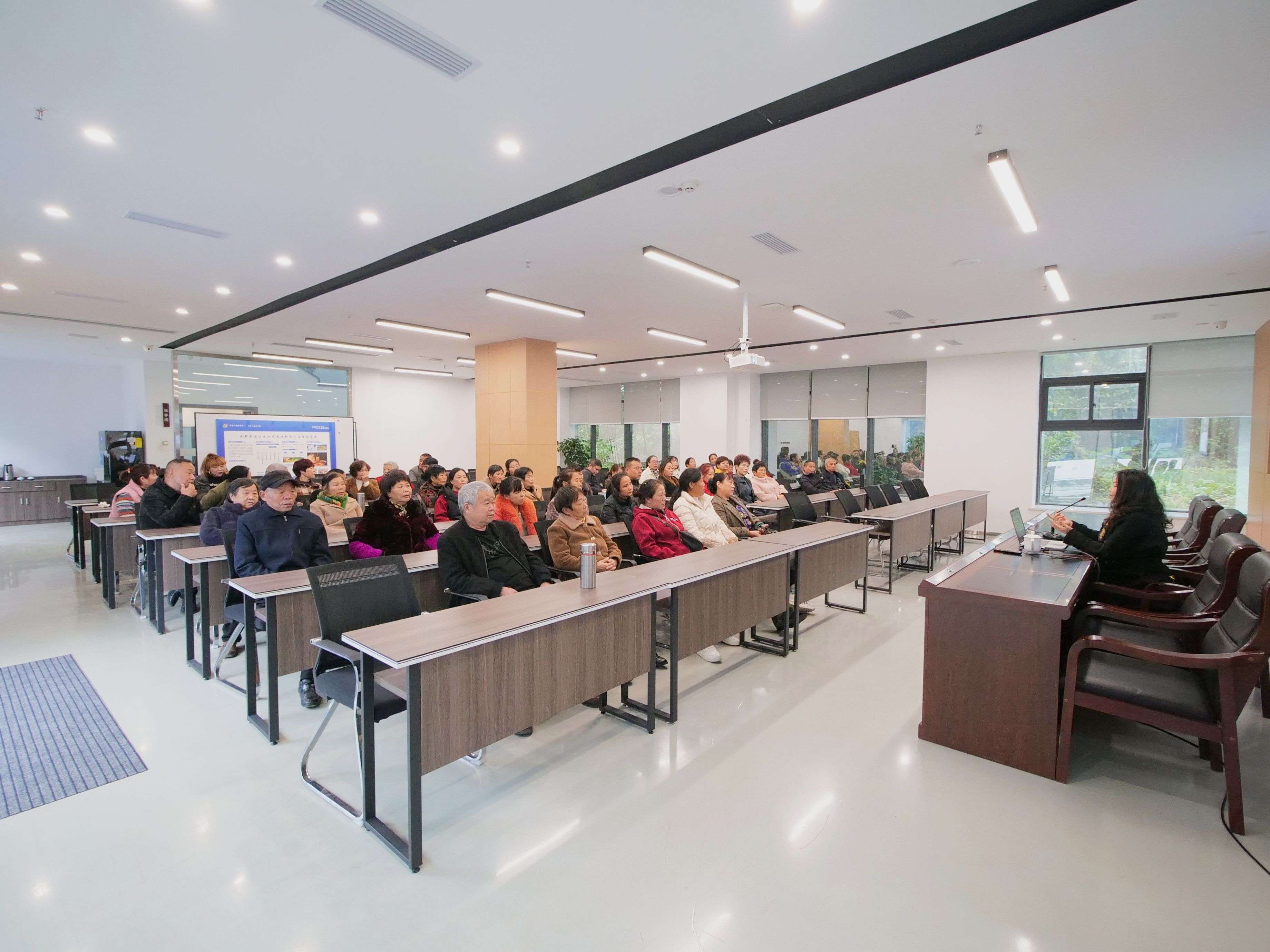 成都职业技术培训学校，培养新时代人才的摇篮