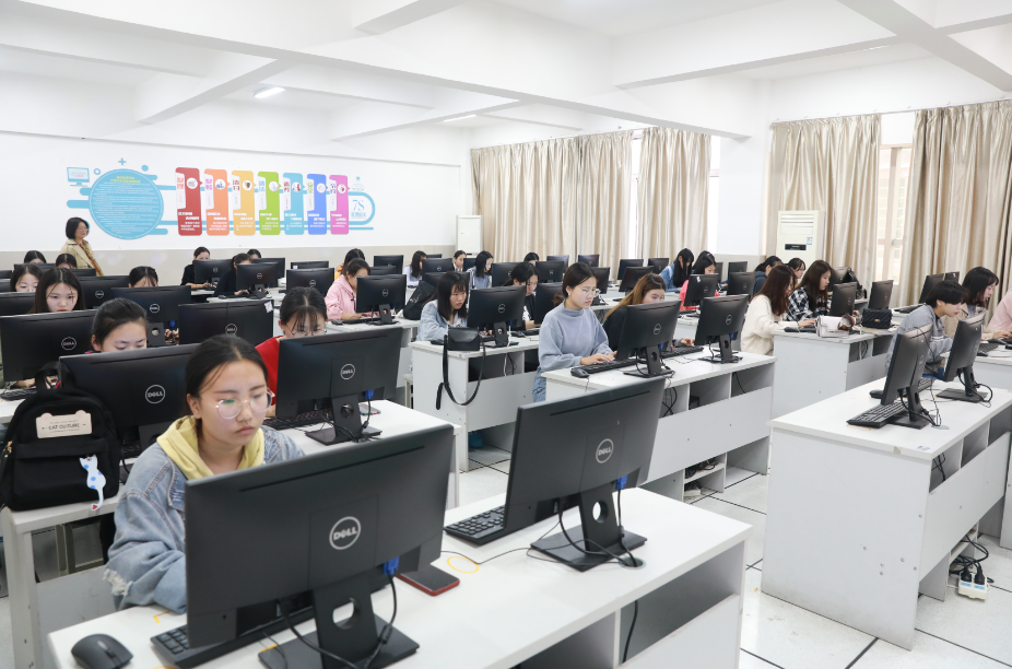 泰州职业技术培训学校网，培养新时代技术人才的摇篮