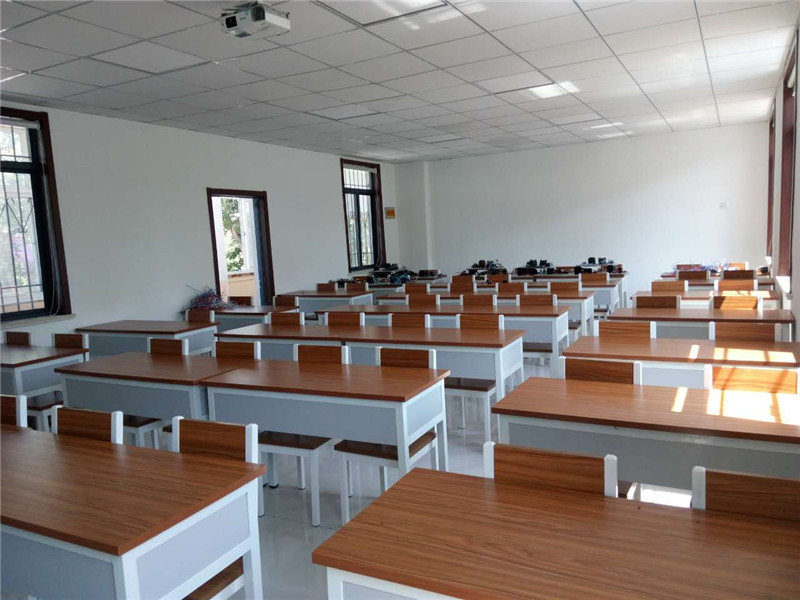 开设职业技术培训学校，培养新时代技能人才的探索与实践