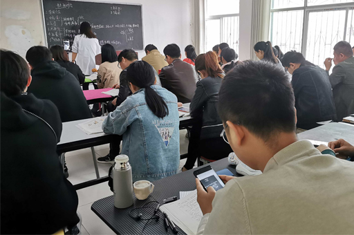 职业技术培训学校，职业技能探索的殿堂