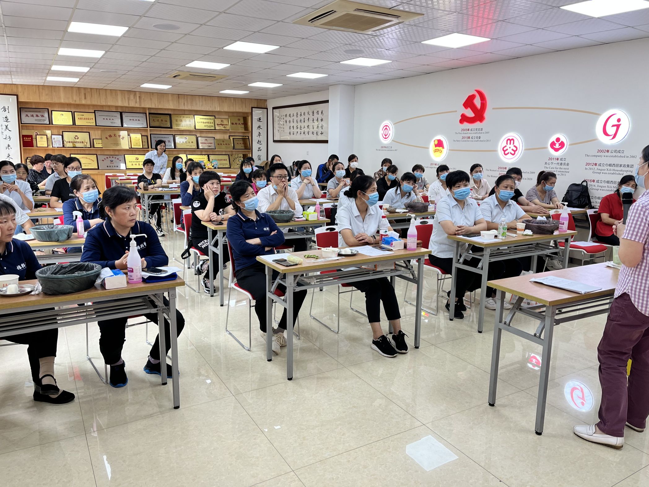西湖职业技术培训学校，培养新时代人才的摇篮