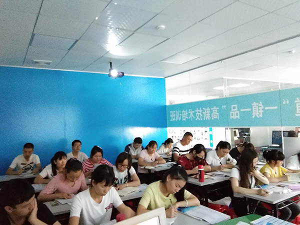信得职业技术培训学校，塑造未来的职业技能精英