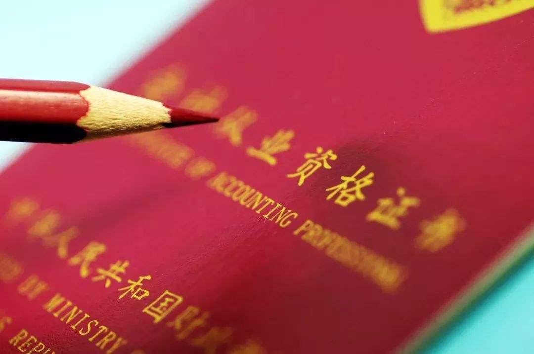 挂靠职业技术培训学校，培养新时代人才的摇篮