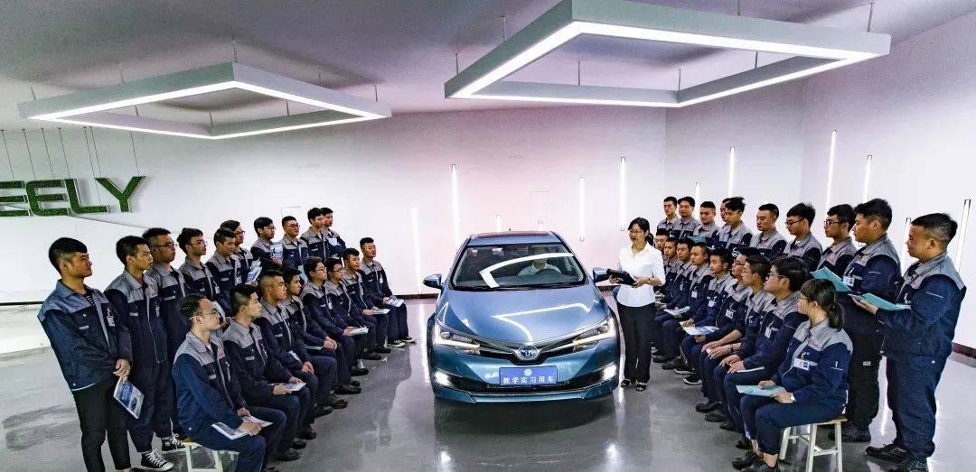 汽车职业技术培训学校，新时代汽车人才的摇篮培育地