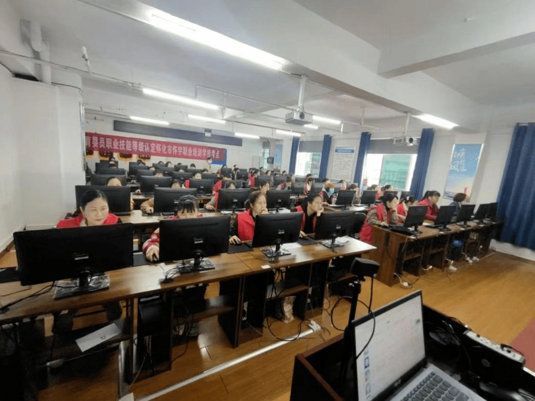 怀化职业技术培训学校，培养新时代人才的摇篮