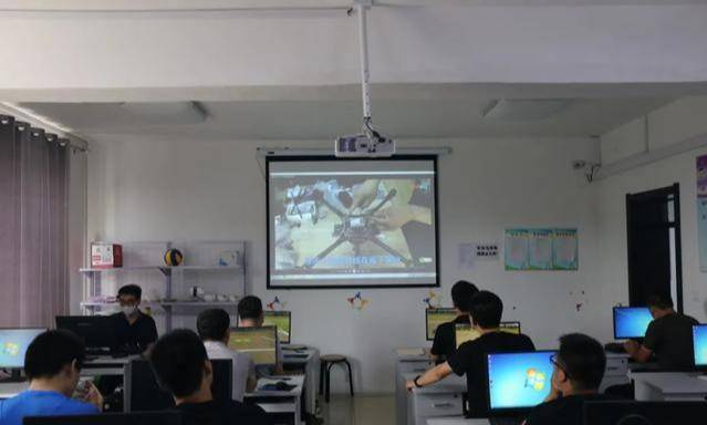 安达职业技术培训学校，培养实用人才的摇篮