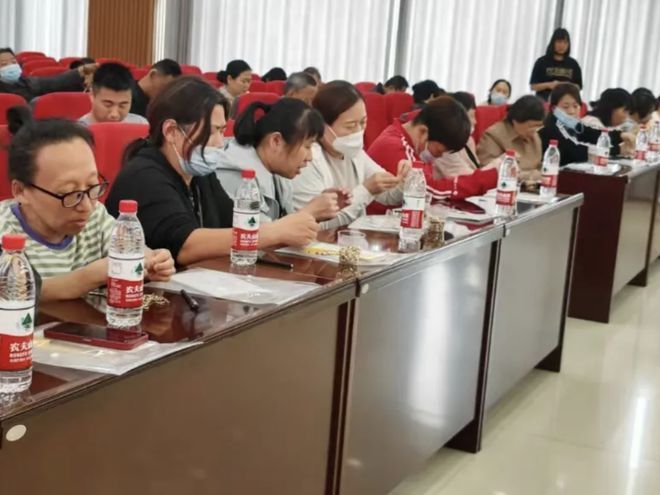慧心职业技术培训学校，实用人才培养的摇篮
