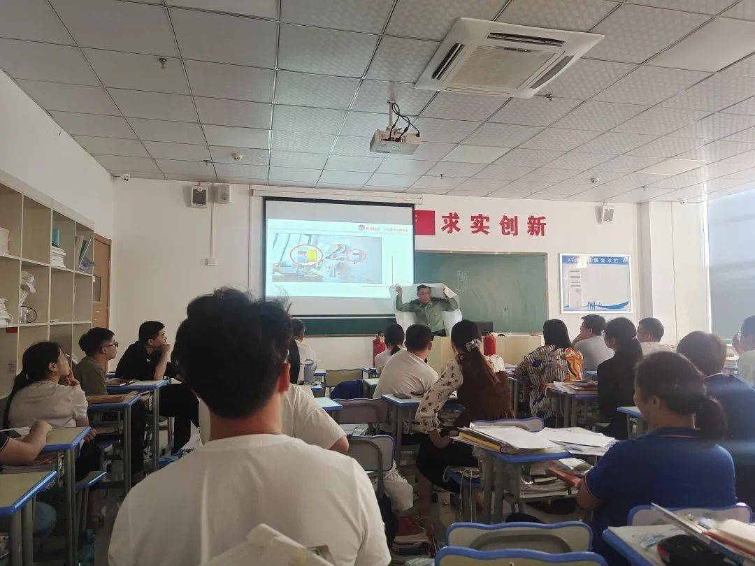 高知职业技术培训学校，培养高素质人才的摇篮