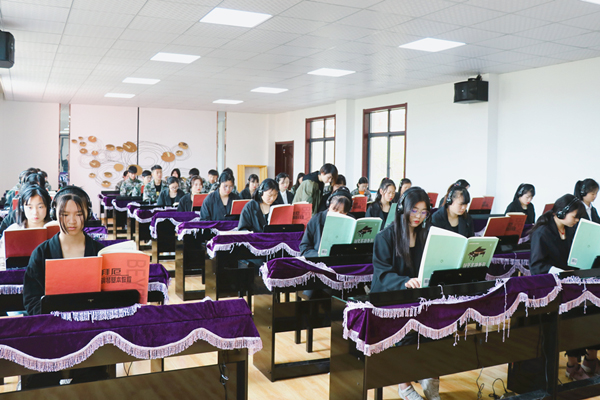 旅游职业技术培训学校，培养旅游人才的摇篮