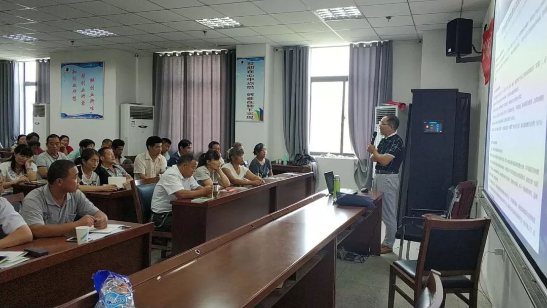 农民职业技术培训学校，培育新时代农业人才的摇篮
