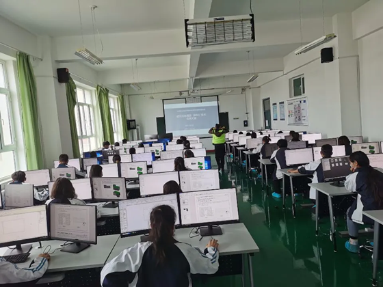 昌吉职业技术培训学校，培养新时代人才的摇篮