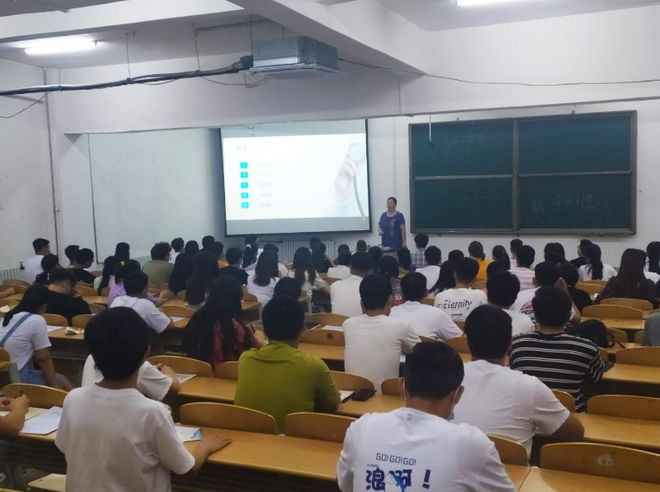 职业技术培训学校网站，塑造职业技能，连接未来之桥