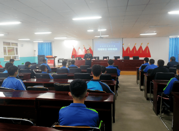 阿图什职业技术培训学校，培养新时代技能人才的摇篮