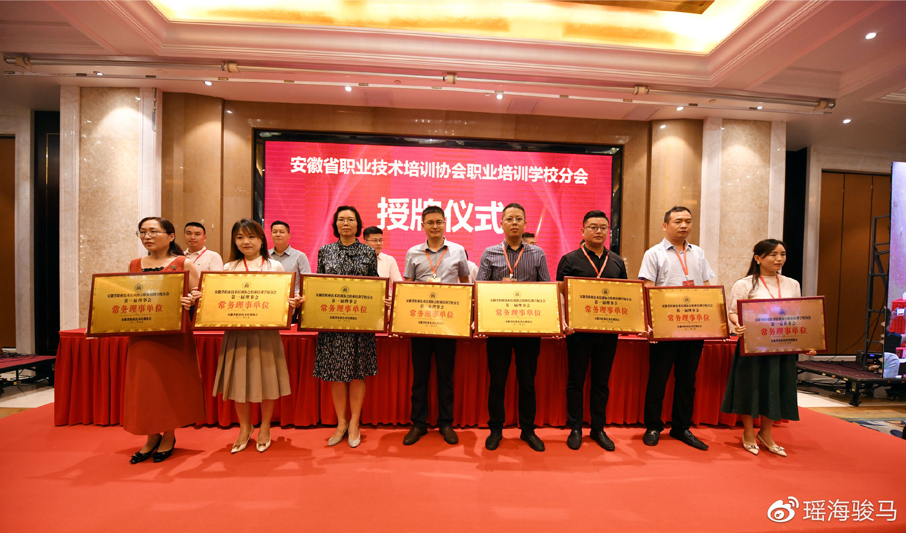 成立职业技术培训学校，培养新时代技能人才的关键路径