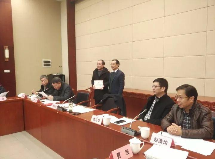 职业技术培训学校违规现象探究