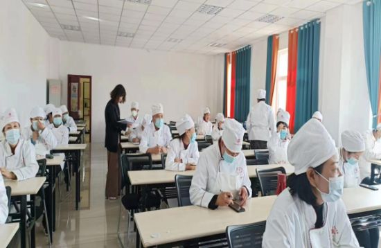 库尔勒职业技术培训学校，培养新时代技能人才的摇篮