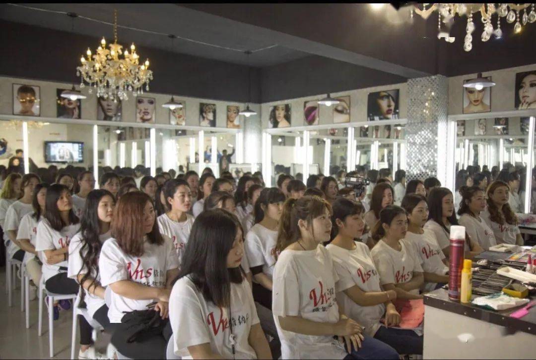 滕州职业技术培训学校，培养新时代人才的摇篮