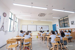 银海职业技术培训学校，培养新时代人才的摇篮