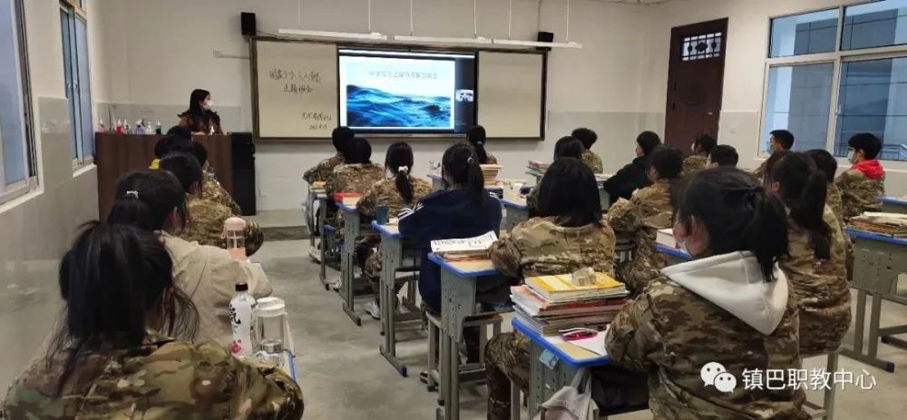 镇巴职业技术培训学校，培养新时代技术人才的摇篮