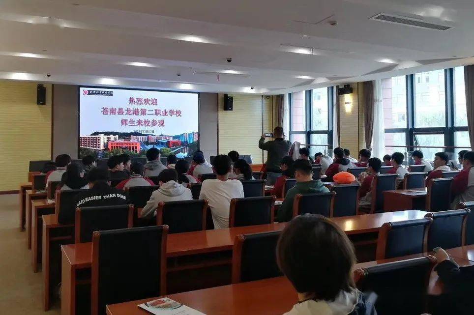 龙港职业技术培训学校，新时代人才的摇篮培育地
