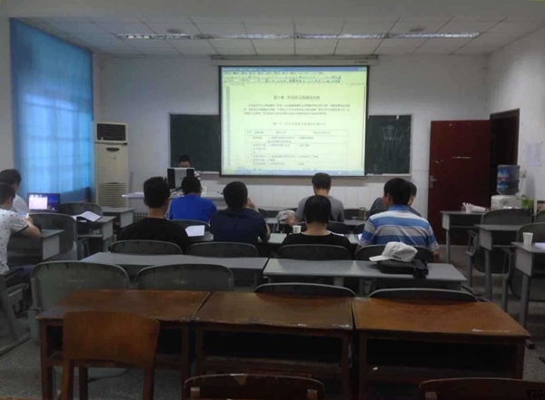 龙港职业技术培训学校，培养新时代人才的摇篮