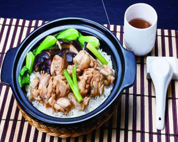 煲仔饭职业技术培训学校，培养美食传承的专业人才