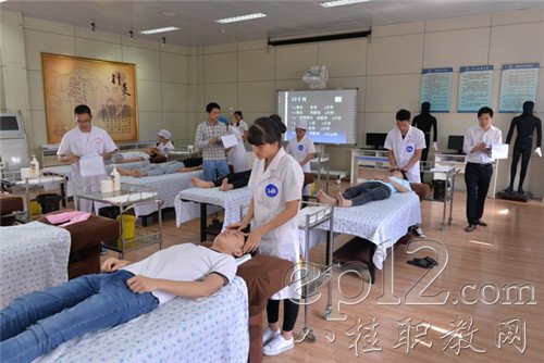 中医职业技术培训学校，培养新时代中医药人才的摇篮