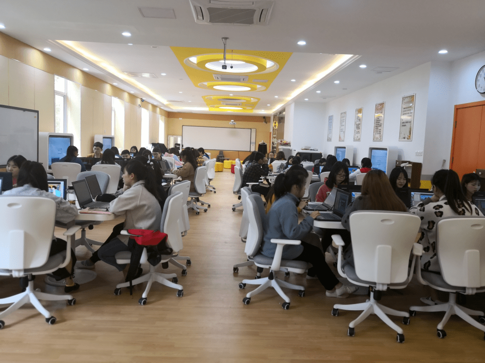 青年职业技术培训学校，培养新时代技术精英的摇篮