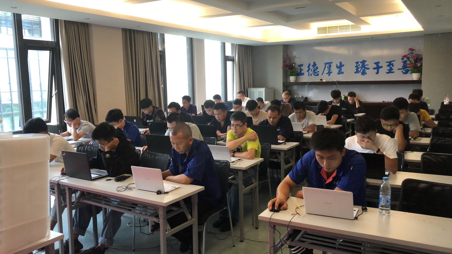 杭州职业技术培训学校，新时代人才的摇篮培育地