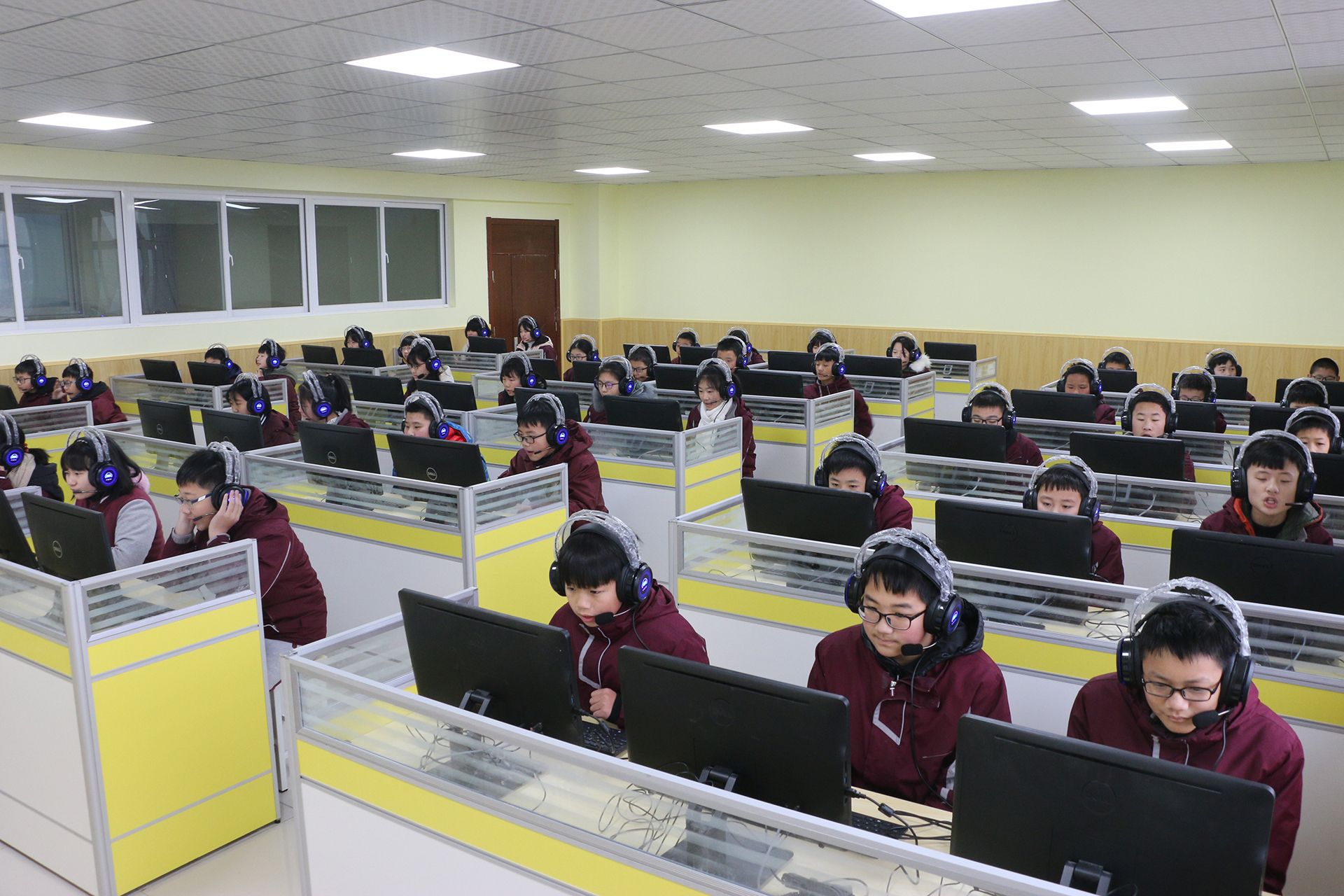 东风职业技术培训学校，新时代技术人才的培育摇篮