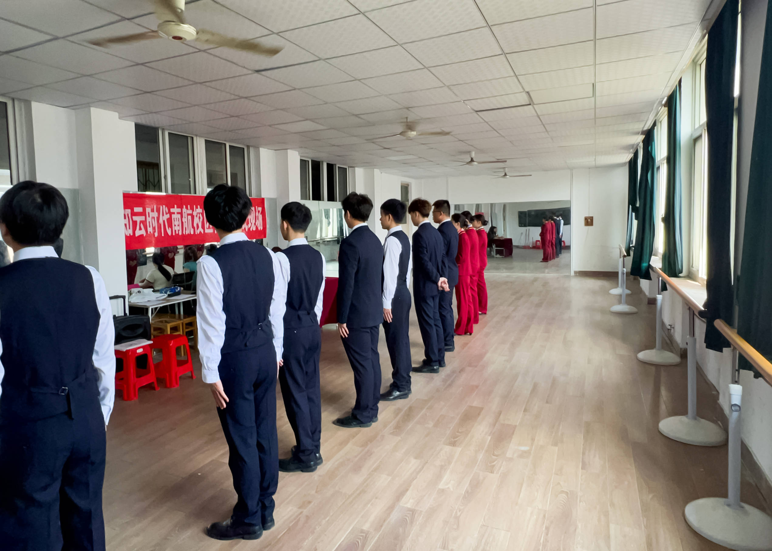 空空职业技术培训学校，职业技能精英的摇篮