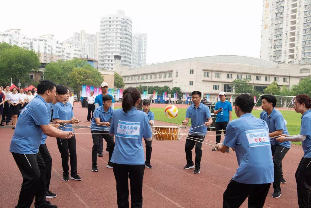 学校举办文化育人，健康运动，快乐生活运动打卡王颁奖仪式