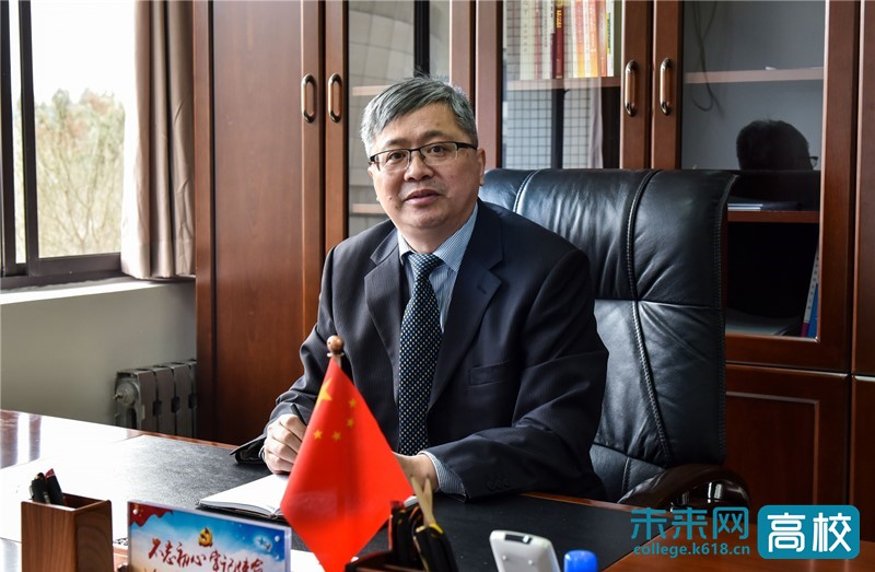 人民网访谈学校校长刘进，全面深化改革，办学治校始终如一