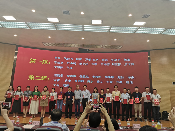 学校顺利举办2025年高级教师精彩一课决赛，卓越教学，铸就未来