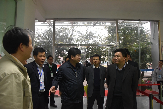 自治区教育厅党组副书记、副厅长、一级巡视员黄雄彪到我院调研指导工作