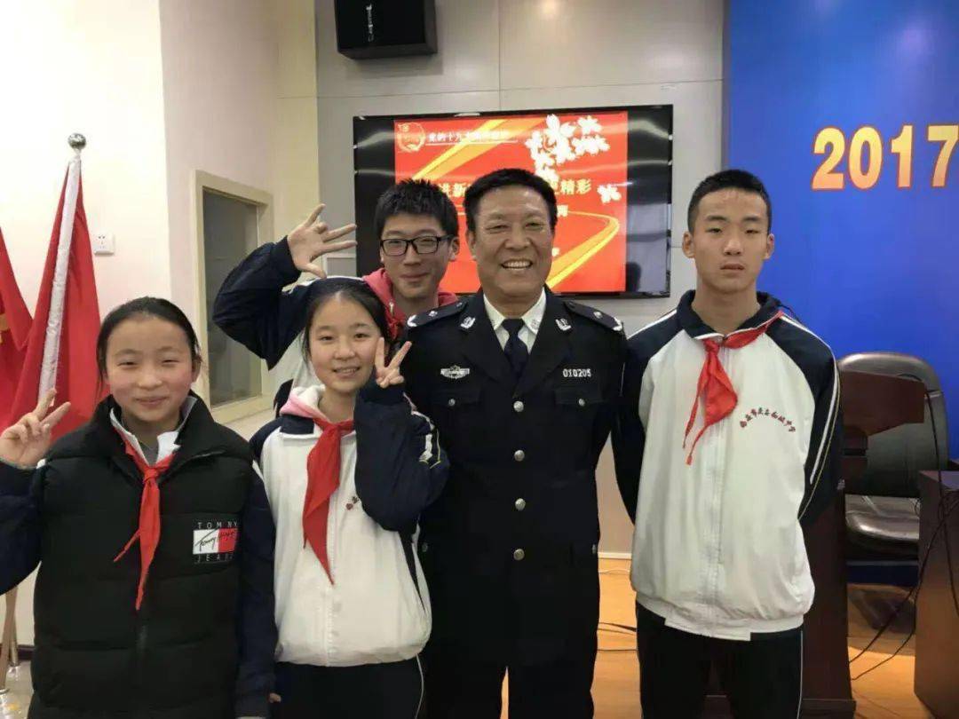 赵必明，从懵懂少年到人民警察，庆祝母校七十周年校庆的杰出校友专访